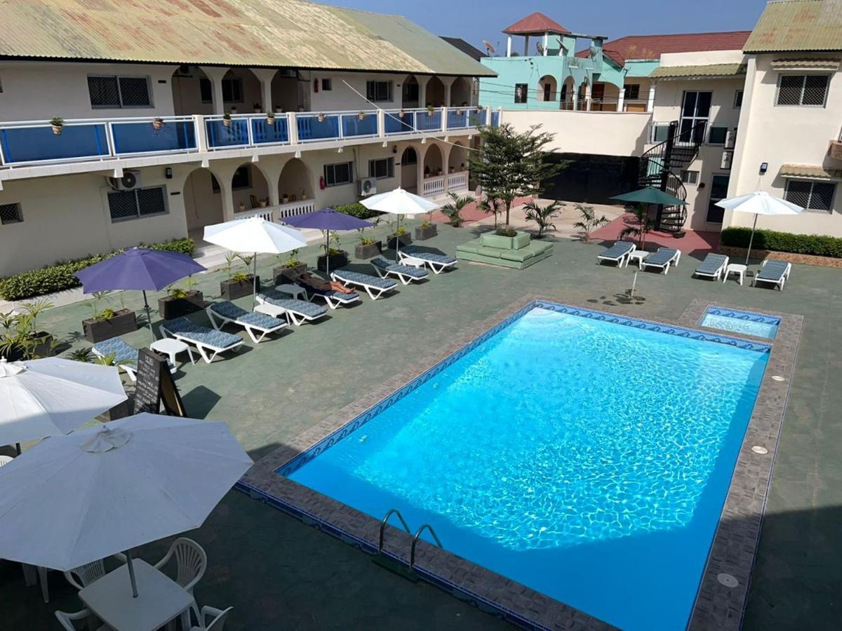 Tranquil Resort Hotel Brusubi Buitenkant foto