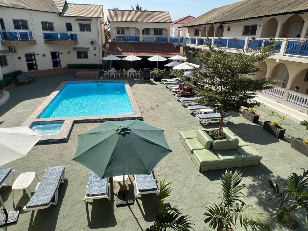 Tranquil Resort Hotel Brusubi Buitenkant foto